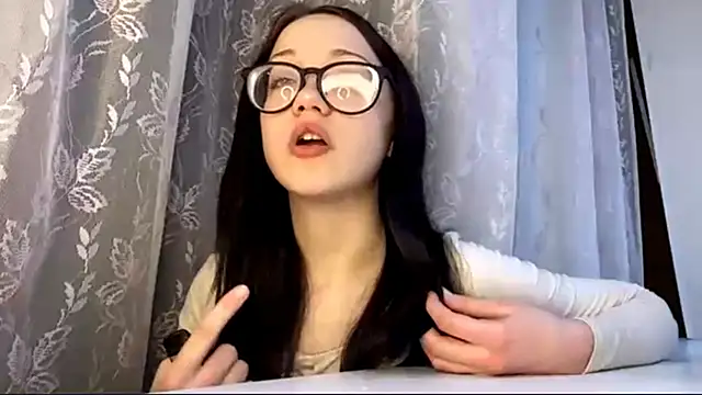 Snapshot of ZeeHope chatting on 29, 11, 2025 ZeeHope online show from 29, 11, 2025