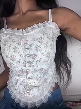 Snapshot of Kaveri_07 chatting on 15, 12, 2025 Kaveri 07 online show from 15, 12, 2025