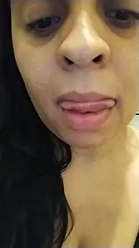 Snapshot of hirla chatting on 28, 5, 2026 hirla online show from 28, 5, 2026