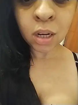 Snapshot of hirla chatting on 22, 6, 2026 hirla online show from 22, 6, 2026