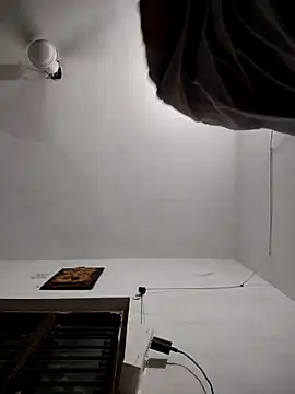 TwinklyBasket897 online show from 17, 12, 2025