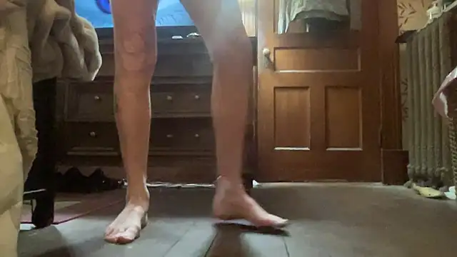 Tom03276 online show from 11, 2, 2026