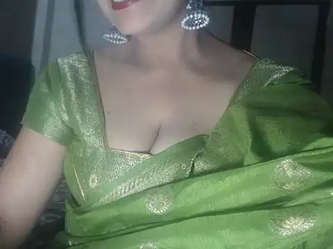 Snapshot of Hotronita123 chatting on 20, 4, 2026 Hotronita123 online show from 20, 4, 2026