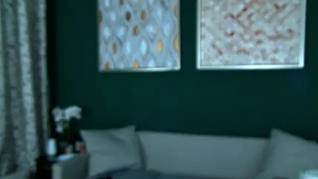 Snapshot of RoxanneJoy chatting on 4, 2, 2026 RoxanneJoy online show from 4, 2, 2026