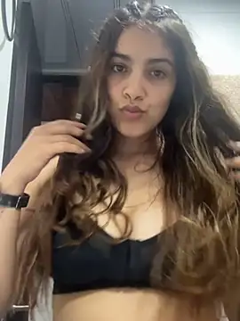 Julieta-8 online show from 14, 5, 2026