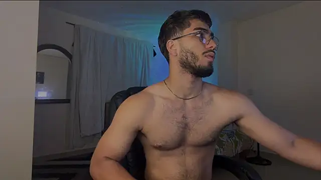 Franco banderas online show from 16, 4, 2026