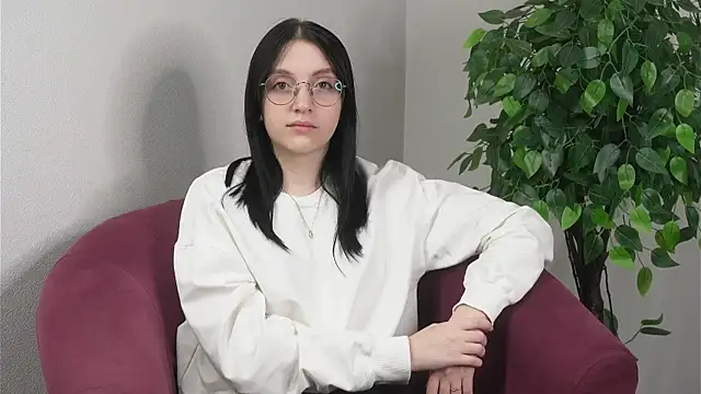 Snapshot of AmyDilox chatting on 1, 12, 2025 AmyDilox online show from 1, 12, 2025