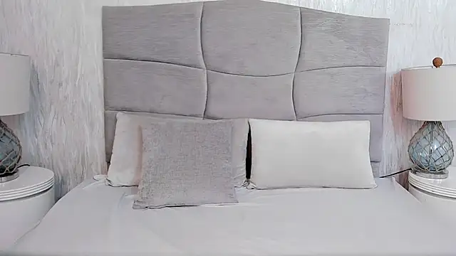 Naomii BDSM online show from 2, 3, 2026