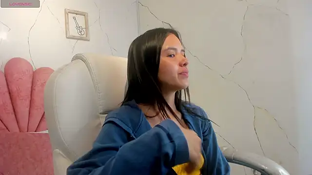 Snapshot of Cherrybombs_ chatting on 17, 2, 2026 Cherrybombs online show from 17, 2, 2026