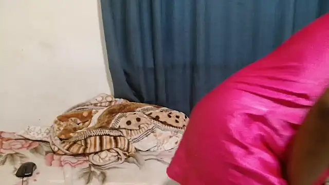 SexyMellow21 online show from 15, 12, 2025