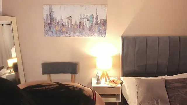 Megaan    online show from 3, 12, 2025