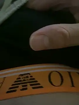 Snapshot of Magicboysz chatting on 2, 12, 2025 Magicboysz online show from 2, 12, 2025