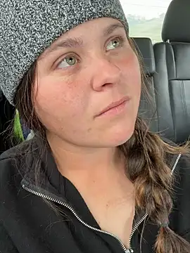 WattledFourth online show from 15, 12, 2025