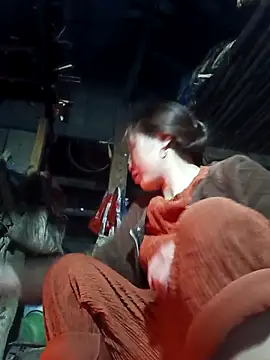 Evelyn-n online show from 9, 2, 2026