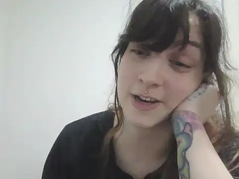 Snapshot of Darkytah chatting on 3, 12, 2025 Darkytah online show from 3, 12, 2025