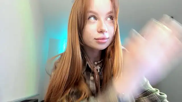 Snapshot of PollyPeach_ chatting on 26, 2, 2026 PollyPeach online show from 26, 2, 2026