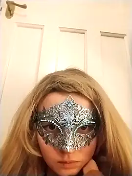 Amy01112 online show from 5, 1, 2026