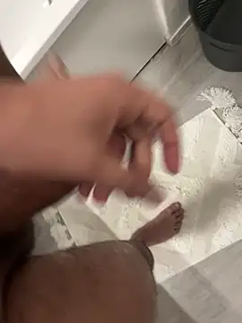 Snapshot of grosqueue3838 chatting on 30, 11, 2025 grosqueue3838 online show from 30, 11, 2025