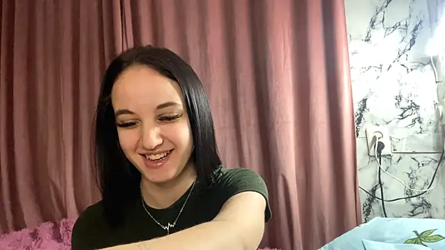 Snapshot of StacyHoyles chatting on 16, 12, 2025 StacyHoyles online show from 16, 12, 2025