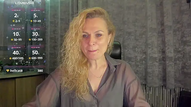 Snapshot of LanaLight_x chatting on 23, 2, 2026 LanaLight x online show from 23, 2, 2026