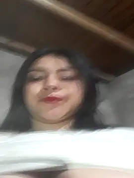 Estefanny Lolyy online show from 18, 7, 2026