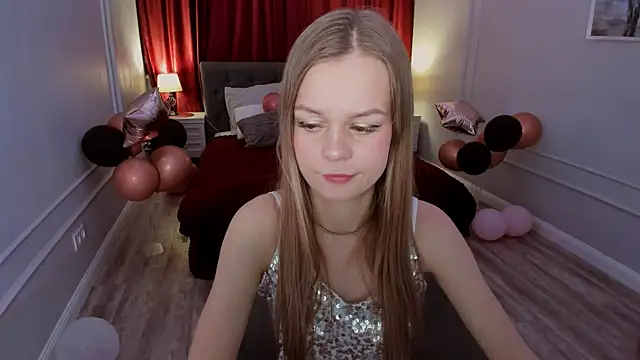 MidnighteAura online show from 24, 3, 2026