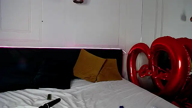 RavenFoxxy online show from 22, 2, 2026