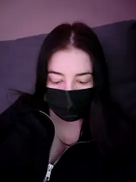 Snapshot of Lana_rei chatting on 17, 12, 2025 Lana rei online show from 17, 12, 2025