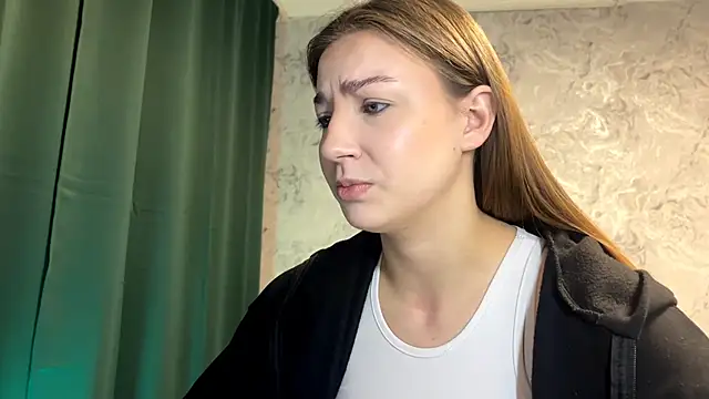 MerleneDelerme online show from 17, 12, 2025