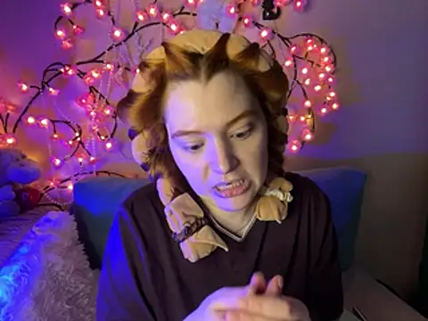 Snapshot of Ungoliant_Kiss chatting on 3, 5, 2026 Ungoliant Kiss online show from 3, 5, 2026