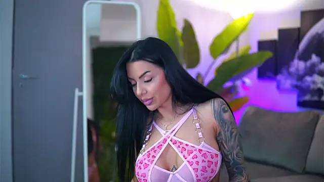 Snapshot of Ivy_Trix chatting on 16, 2, 2026 Ivy Trix online show from 16, 2, 2026