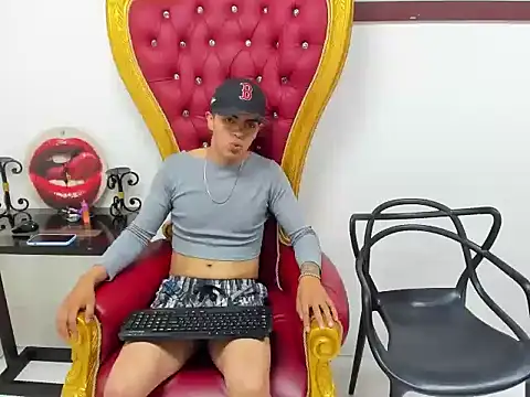 Snapshot of jason_gray69 chatting on 2, 12, 2025 jason gray69 online show from 2, 12, 2025