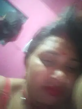 Your-shreya143 online show from 15, 4, 2026