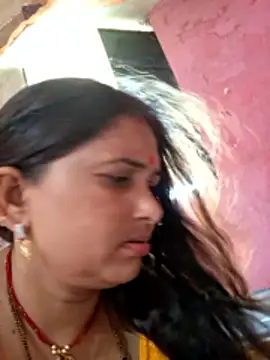 Snapshot of Your-shreya143 chatting on 15, 5, 2026 Your-shreya143 online show from 15, 5, 2026