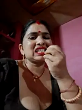 Snapshot of Your-shreya143 chatting on 20, 5, 2026 Your-shreya143 online show from 20, 5, 2026