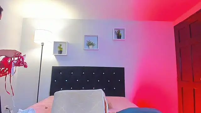 Snapshot of Victoria_Rose_ chatting on 30, 4, 2026 Victoria Rose online show from 30, 4, 2026
