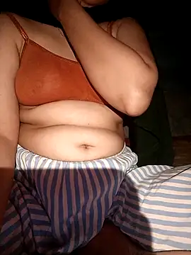 hottyrose69 online show from 3, 12, 2025