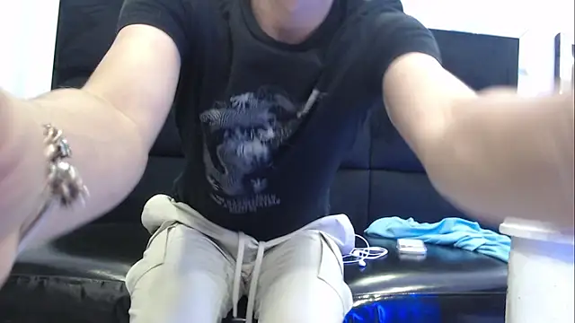 Snapshot of JuanGomm chatting on 3, 3, 2026 JuanGomm online show from 3, 3, 2026