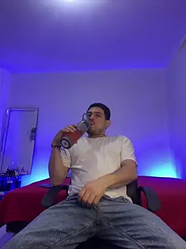 williamsmiiths16 online show from 20, 4, 2026