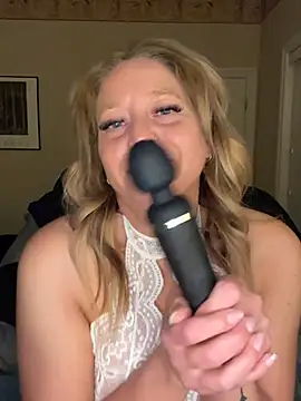 MissyLovelace online show from 9, 4, 2026