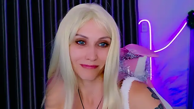 betty xoxoo online show from 4, 2, 2026