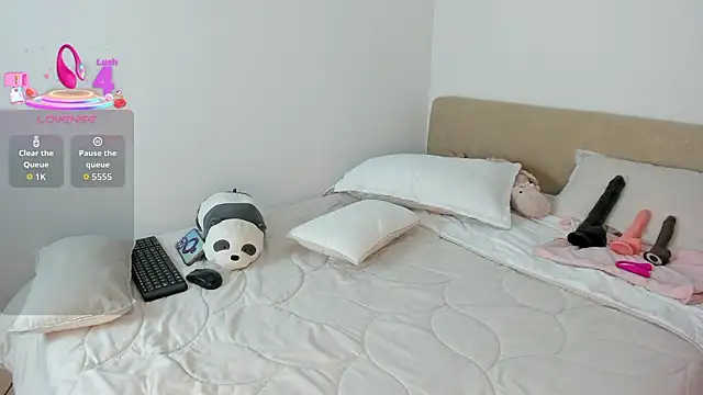 Snapshot of DakothaHyland_ chatting on 26, 2, 2026 DakothaHyland online show from 26, 2, 2026