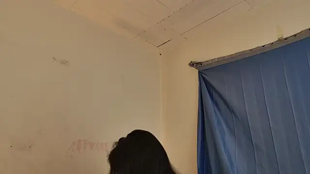 MoonLipsON- online show from 13, 4, 2026