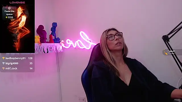 Scarlett 079 online show from 5, 1, 2026