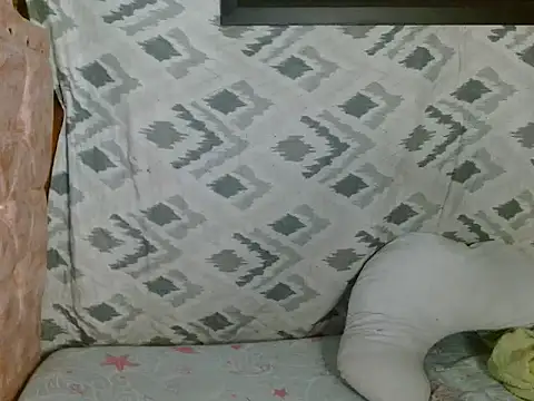 Snapshot of caro_lil chatting on 16, 2, 2026 caro lil online show from 16, 2, 2026