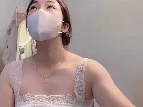 Mimy18 online show from 5, 5, 2026