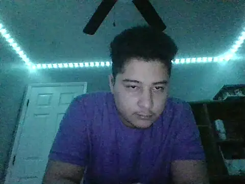 hotcaramelcream online show from 4, 12, 2025