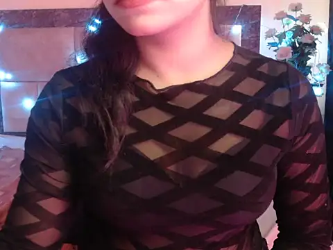 Lola Bebe online show from 2, 4, 2026