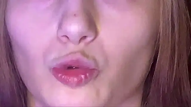 Cleonoth2o online show from 12, 3, 2026