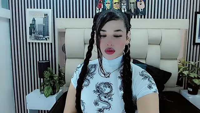 Irenne Rouss online show from 5, 12, 2025